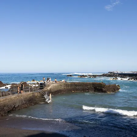 Home2book Prime Location Apt, *